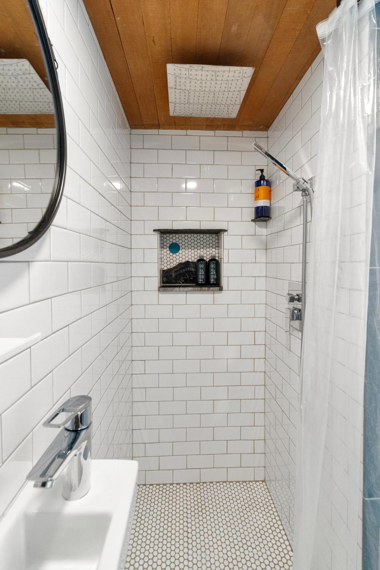 Blue Moon Tiny House, Sauna,Ht 포트앤젤레스 외부 사진