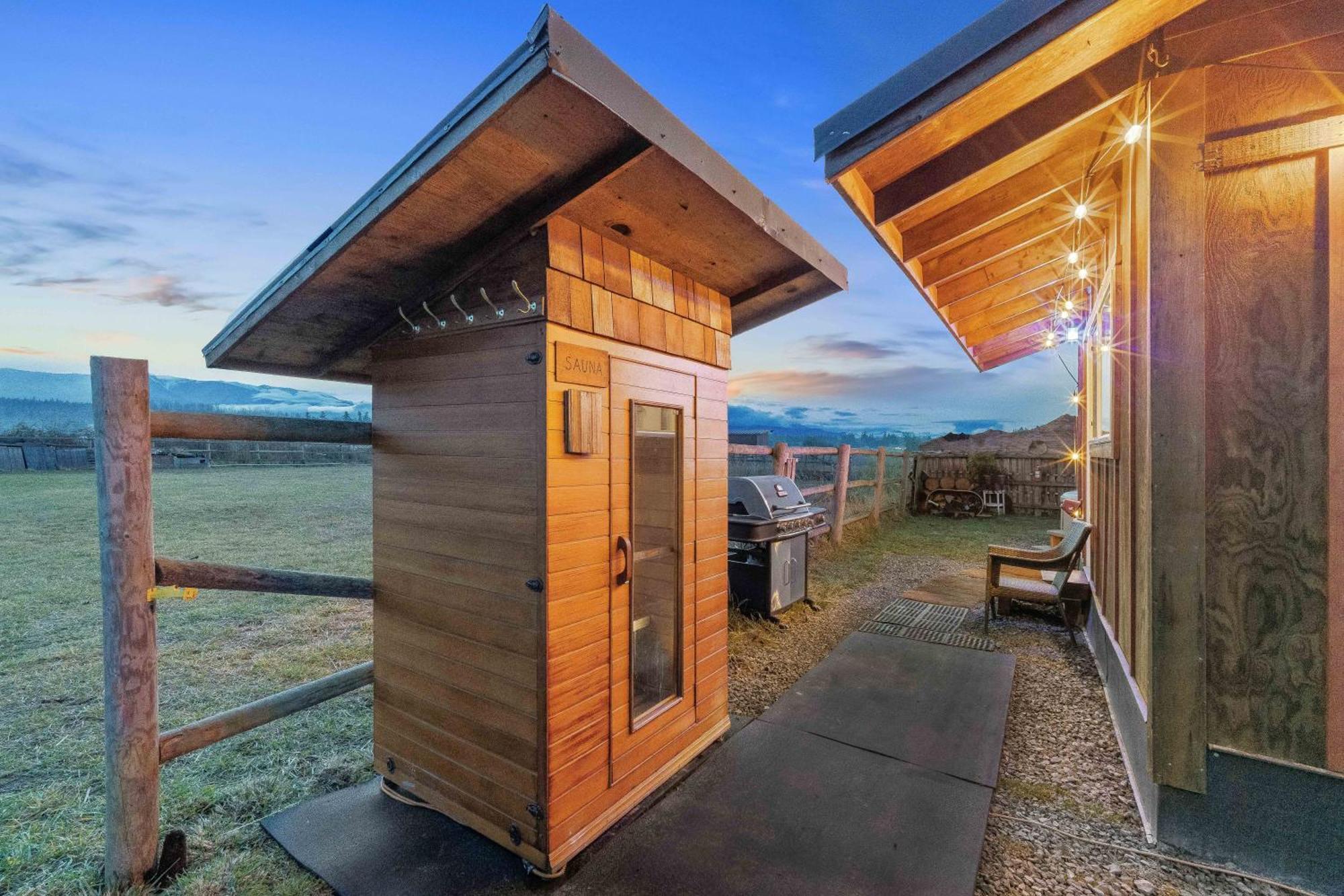 Blue Moon Tiny House, Sauna,Ht 포트앤젤레스 외부 사진